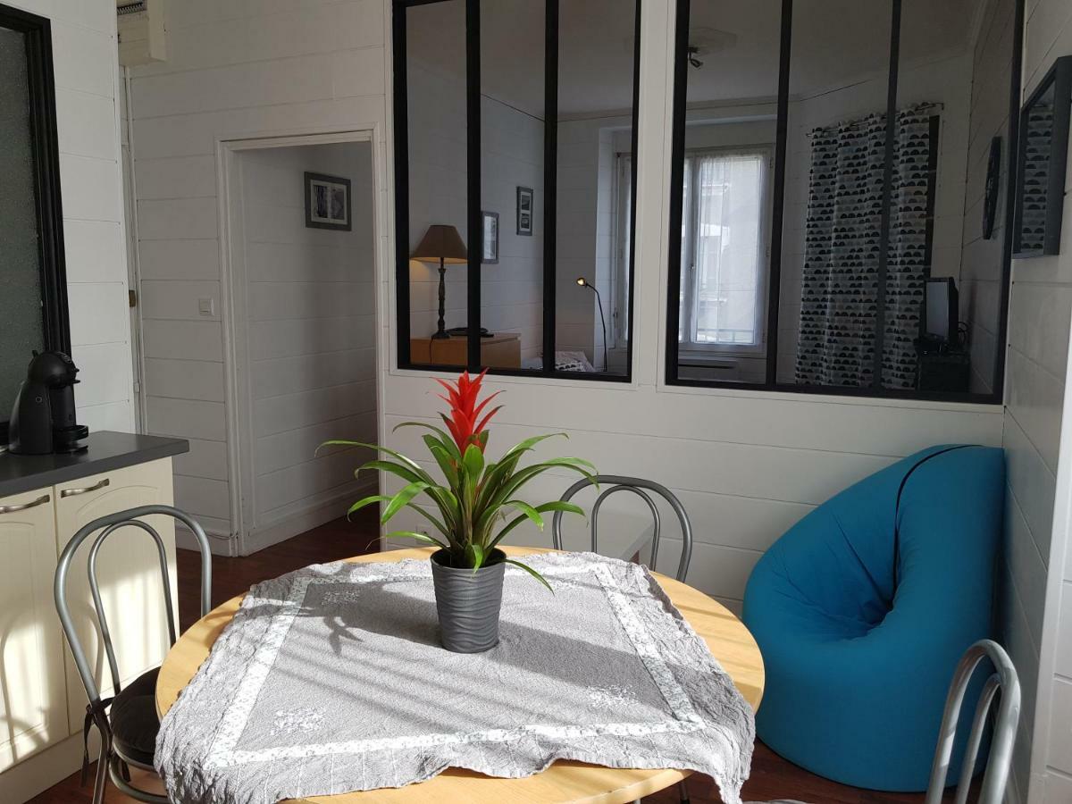 Studio Lumineux Brest Avec Boites A Cles Appartement Buitenkant foto